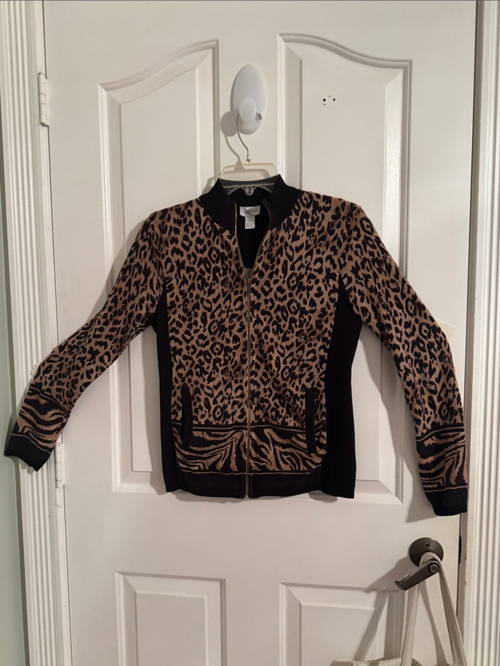Leopard-Print Sweater Jacket in Tan & Black